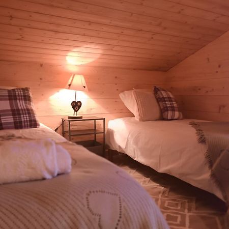 Charming Family Chalet For 8 People, With Private Hot Tub Les Clefs Exterior foto